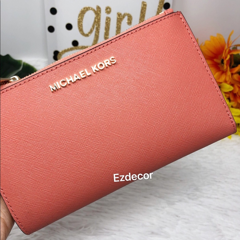 NWT Michael Kors Jet Set Double Zip Wristlet - Picture 3 of 8